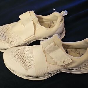 Cream Knit Slip-On Sneakers with Elastic Collar